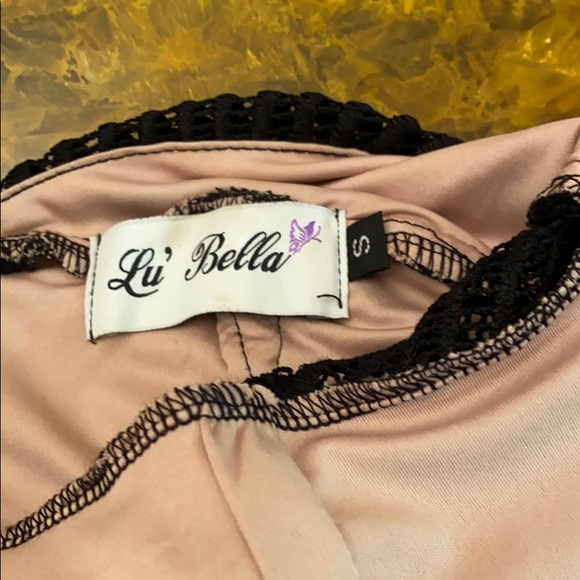 Dress - Picture 6 of 7